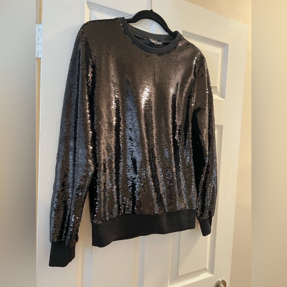 Sequined sweatshirt